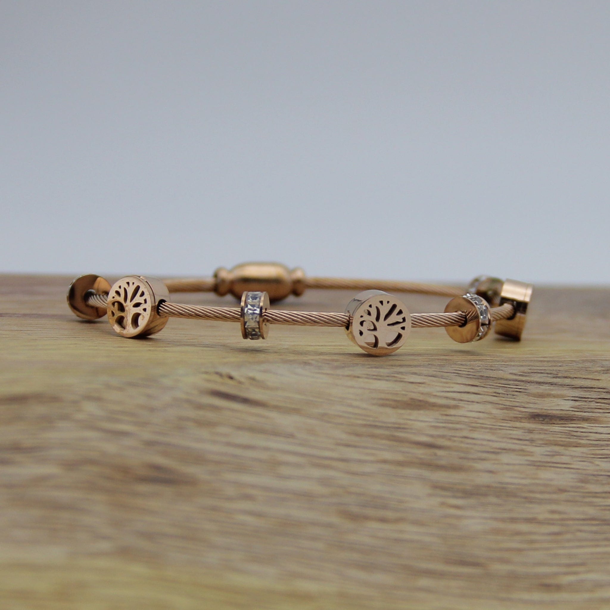 Outlet W&B Female Bracelets Peace Tree Golden Bracelet