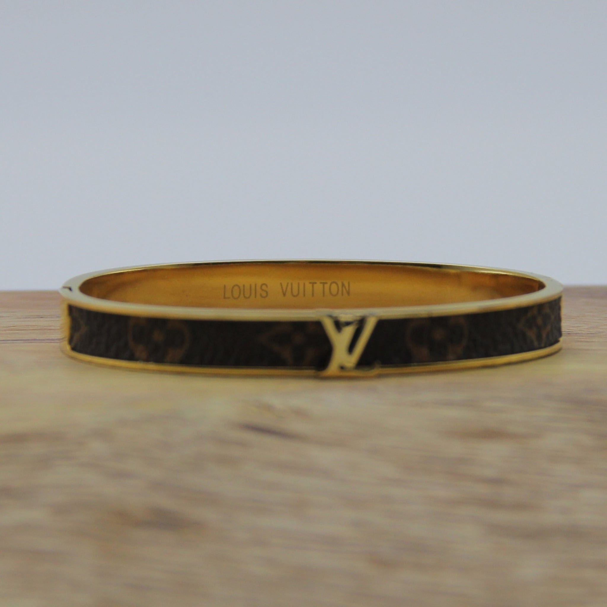 Outlet W&B Female Bracelets Tiny Lovely Black & Gold Bracelet