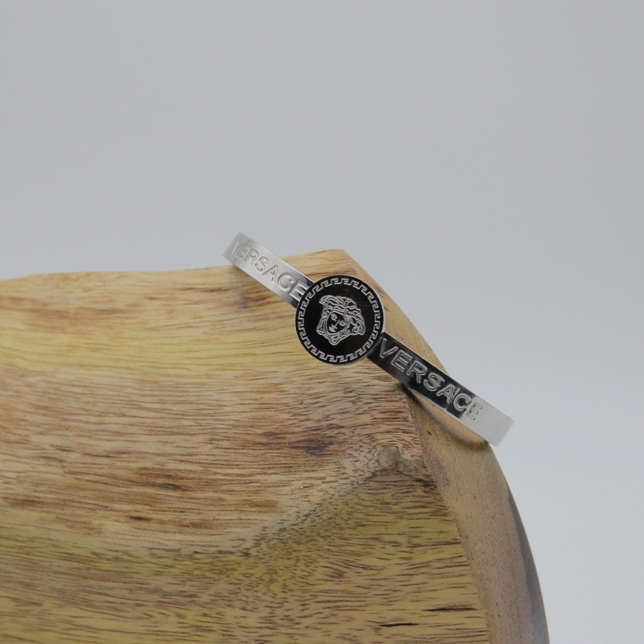 Outlet W&B Female Bracelets Versace White Bracelet