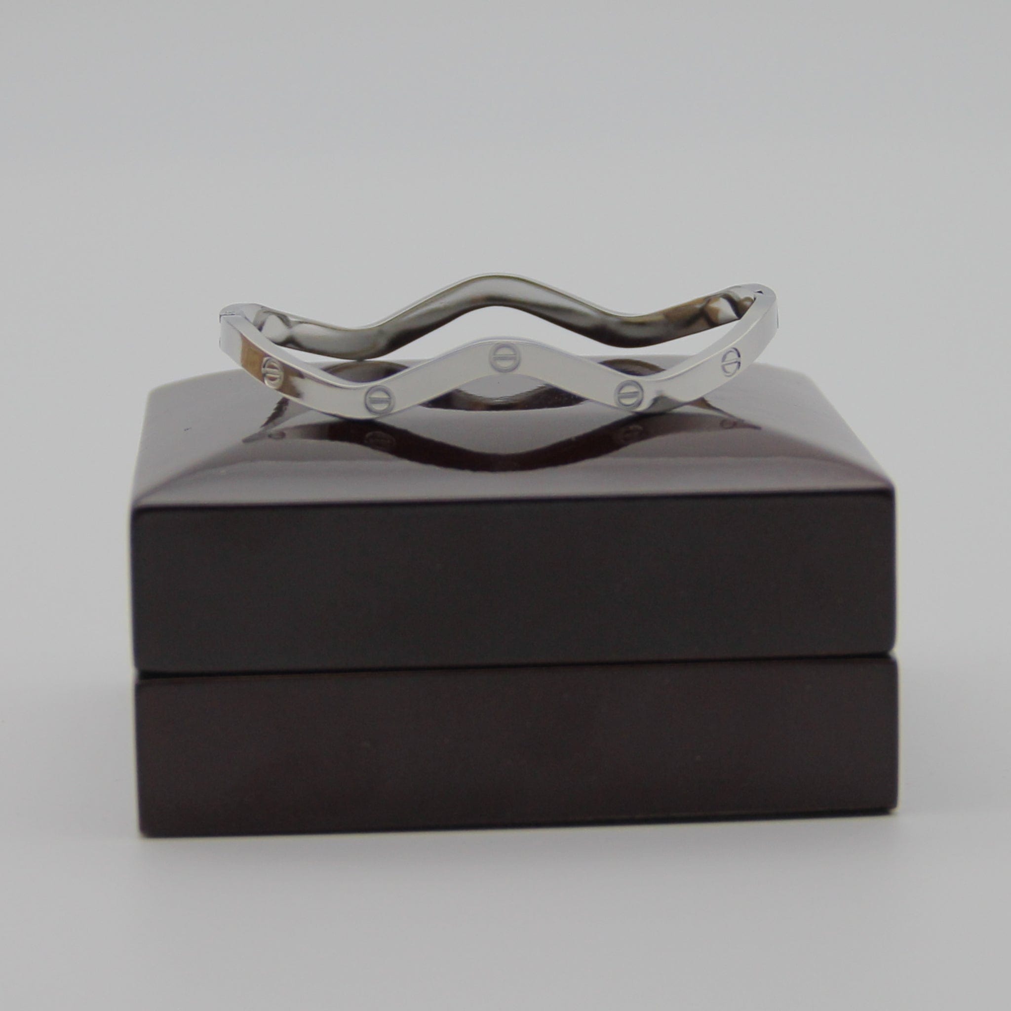 Outlet W&B Female Bracelets White Bracelet Wavy
