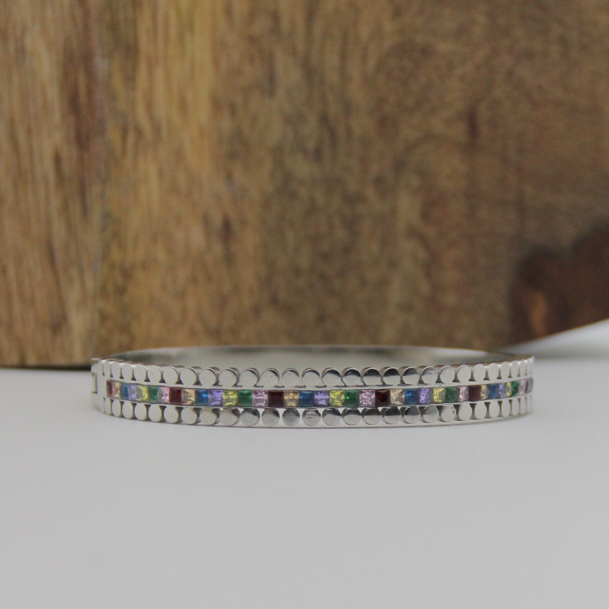 Outlet W&B Female Bracelets White Bracelet With Small Circles & Stones