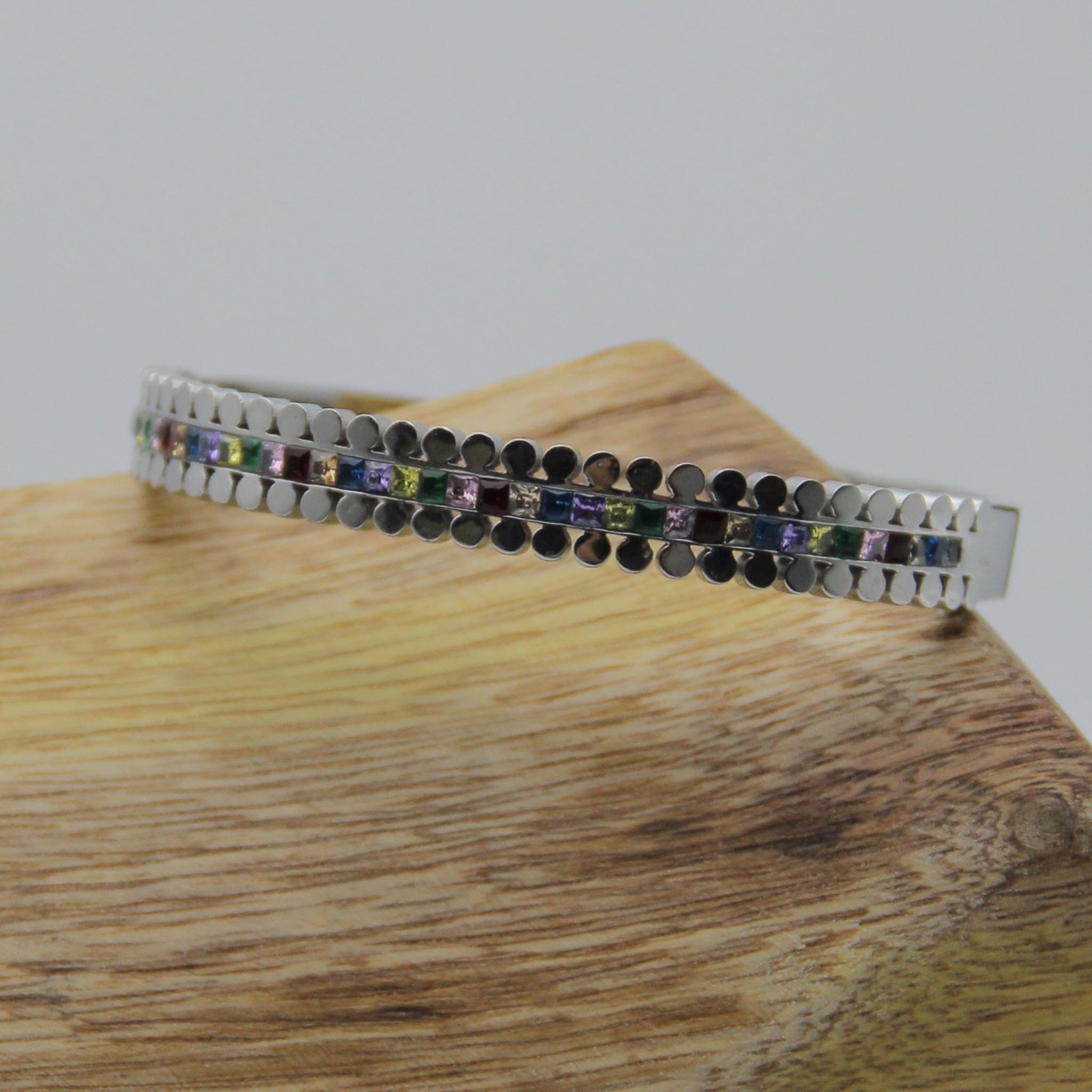 Outlet W&B Female Bracelets White Bracelet With Small Circles & Stones