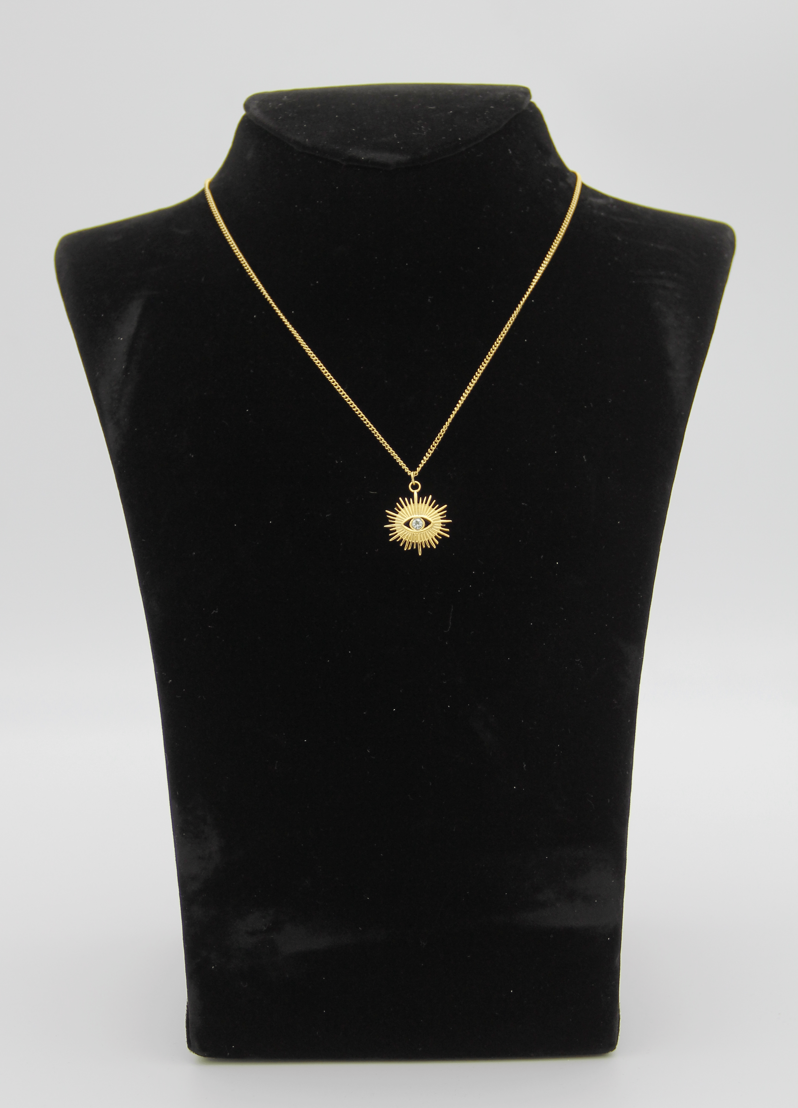Outlet W&B Female Necklaces Short - Horus Sun Pendant - Royal