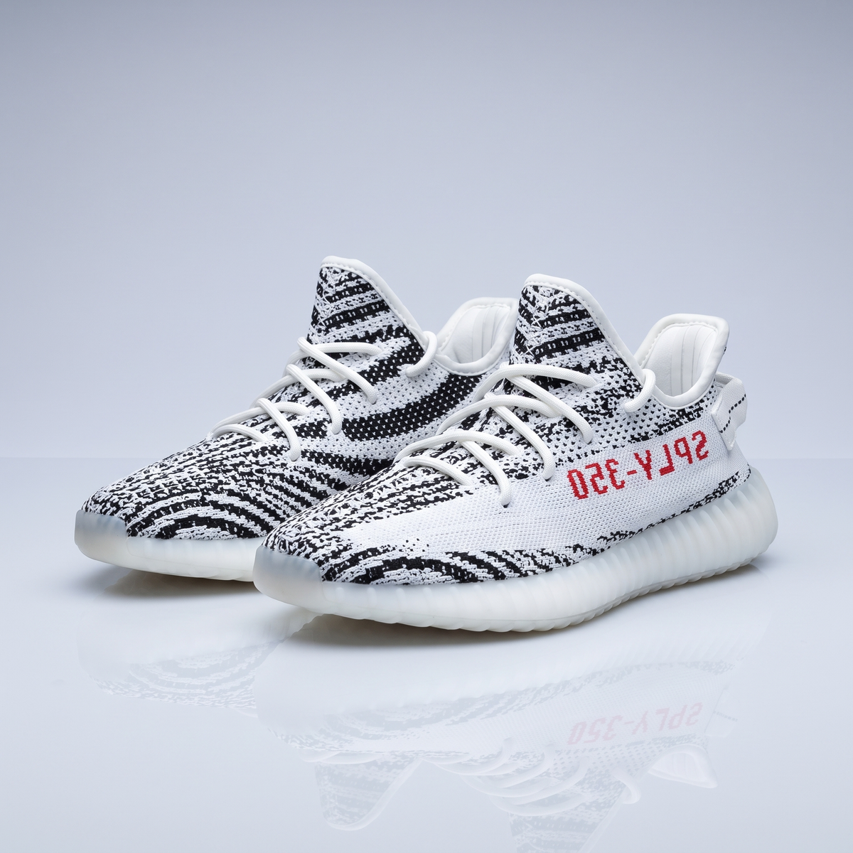 Women Yeezy Boost 350 V2 (Zebra)