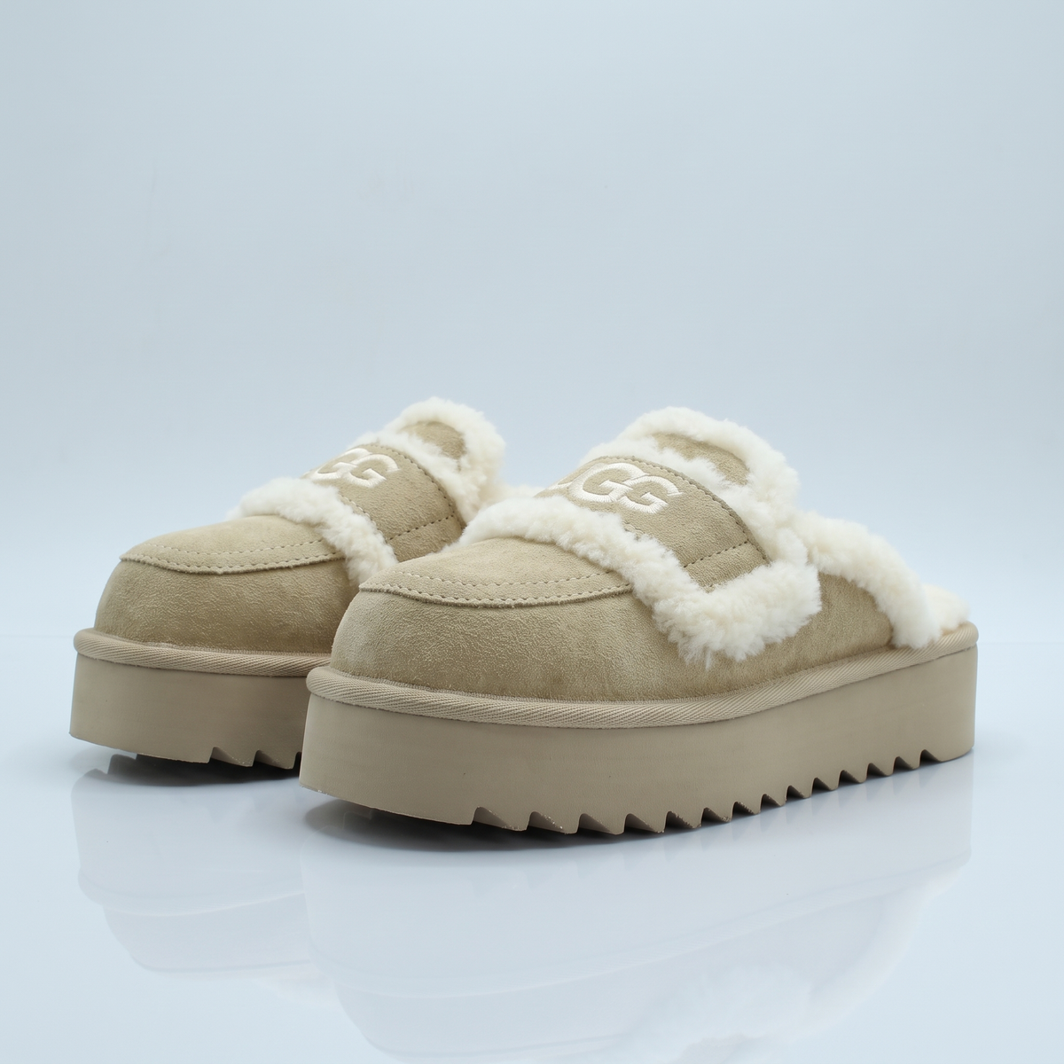 Erin Platform Scuff Shearling Slipper (Sand)