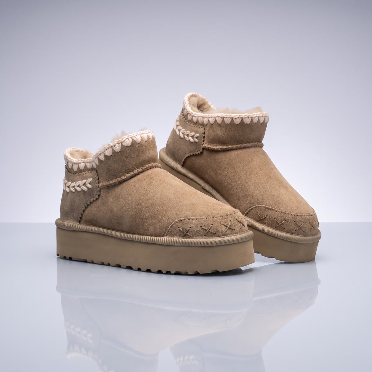 Classic Ultra Printed Mini Boot (Camel)