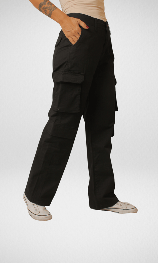 Women Winter 24 Summer Sale 23 Bershka Cargo Pants 2023 - Black