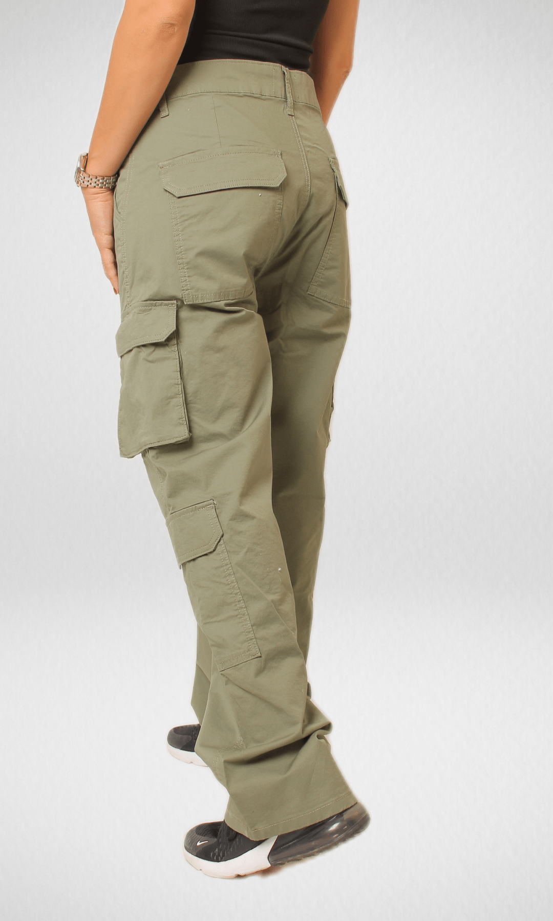 Women Winter 24 Summer Sale 23 Bershka Cargo Pants 2023 - Olive Green
