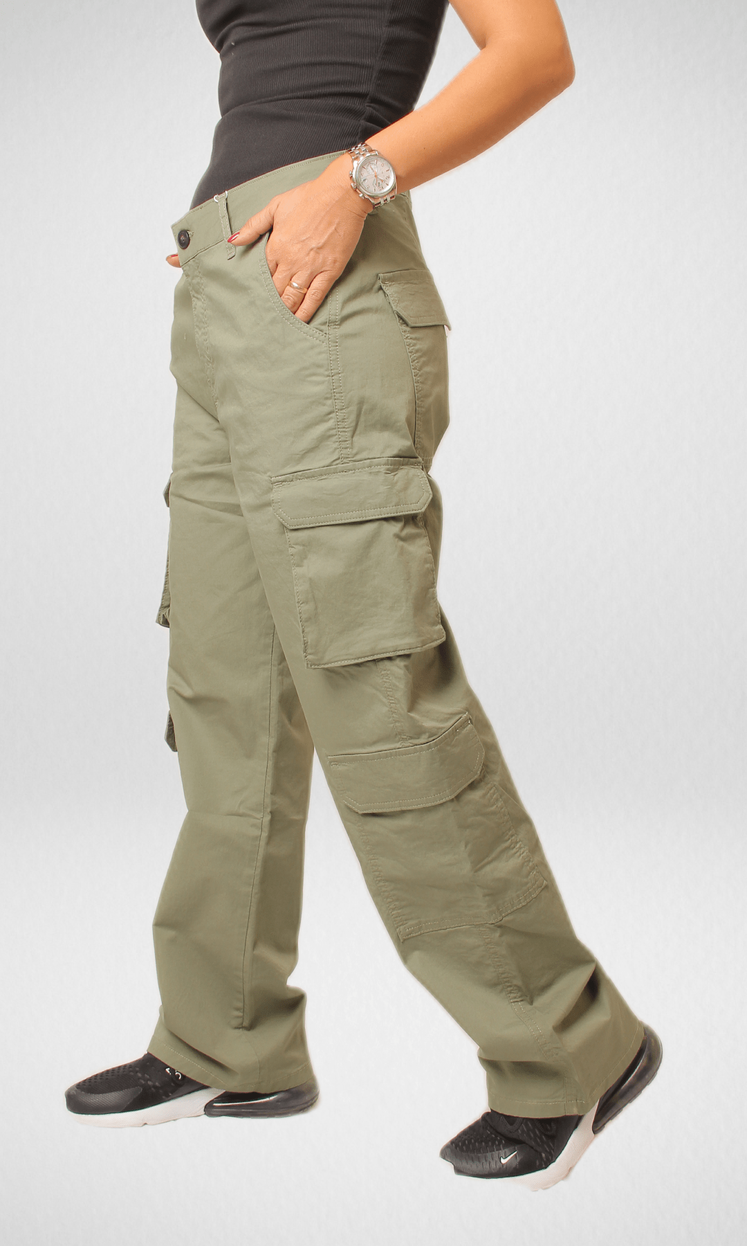 Women Winter 24 Summer Sale 23 Bershka Cargo Pants 2023 - Olive Green